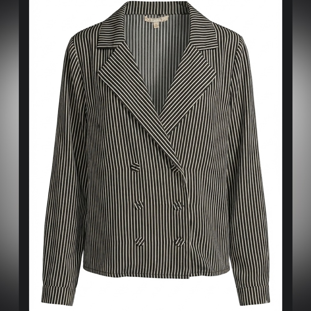 Gimmicks by BKE Black and White Striped Jacket